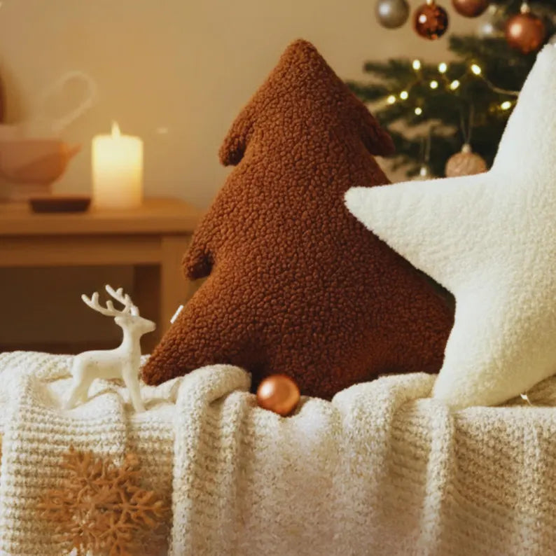 CozyTree™ | Ultra-Soft Winter Plush Pillow